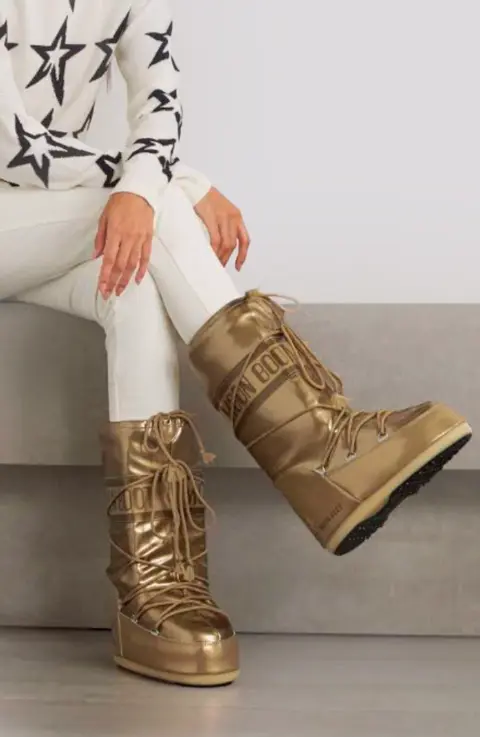 Bota Moon Boot Icon Vinyl Gold