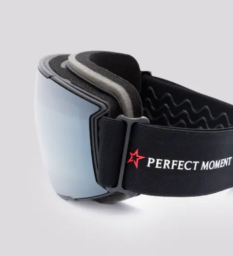 Goggle Perfect Moment Oversize Frame