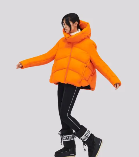 Jaqueta Perfect Moment Orelle Short Down Orange 