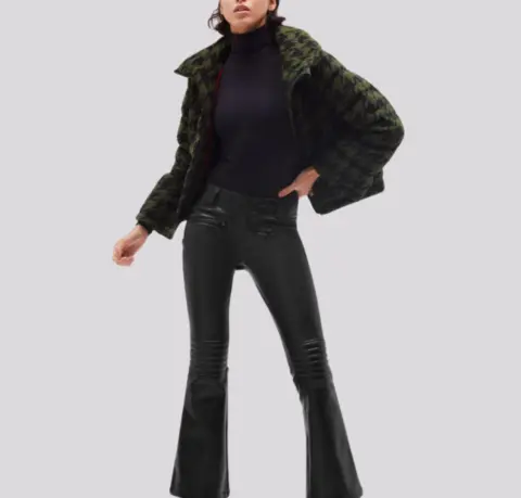 Calça Perfect Moment Aurora Flare Race Pant faux Leather